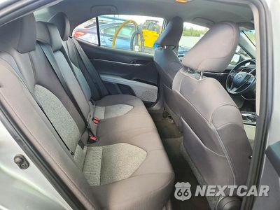 Zdjęcie 10 z 13 samochodu: 2019 TOYOTA CAMRY LE VIN:4T1B11HK7KU801176 - miniatura