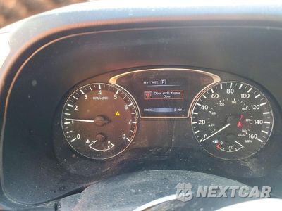 Zdjęcie 9 z 13 samochodu: 2016 NISSAN PATHFINDER SV VIN:5N1AR2MM2GC606696 - miniatura