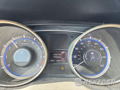 Zdjęcie 9 z 12 samochodu: 2011 HYUNDAI SONATA SE VIN:5NPEC4AC5BH180160 - miniatura