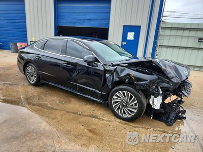 Czwarte zdjęcie samochodu z boku: 2025 HYUNDAI SONATA HYBRID LIMITED VIN:KMHL54JJ0SA126994 - miniatura