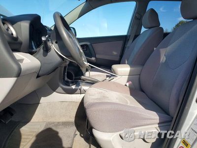 Zdjęcie 7 z 13 samochodu: 2007 TOYOTA RAV4 BASE VIN:JTMBD33V475072998 - miniatura