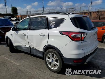 Drugie zdjęcie samochodu z przodu: 2017 FORD ESCAPE SE VIN:1FMCU0GD1HUC63558 - miniatura