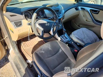 Zdjęcie 8 z 12 samochodu: 2013 HYUNDAI ELANTRA GLS VIN:5NPDH4AE3DH378382 - miniatura