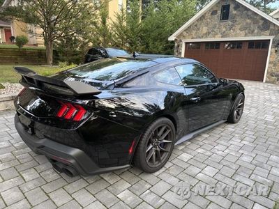 Zdjęcie 6 z 11 samochodu: 2024 FORD MUSTANG DARK HORSE VIN:1FA6P8R00R5506716 - miniatura