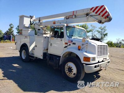 Czwarte zdjęcie samochodu z boku: 2001 INTERNATIONAL 4700 BUCKET TRUCK VIN:1HTSCAAN91H268826 - miniatura