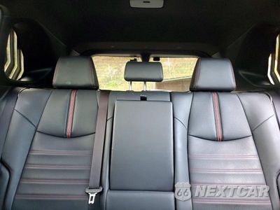 Zdjęcie 10 z 13 samochodu: 2024 TOYOTA RAV4 PRIME XSE VIN:JTMFB3FV1RD180085 - miniatura