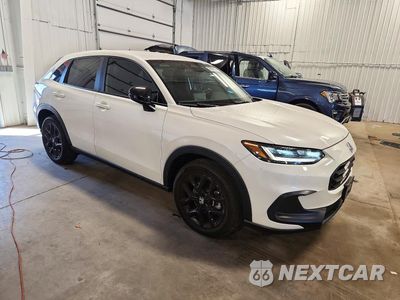 Czwarte zdjęcie samochodu z boku: 2025 HONDA HR-V SPORT VIN:3CZRZ2H53SM704132 - miniatura