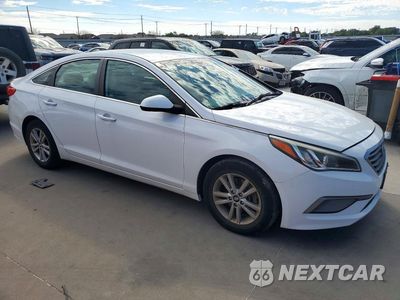 Czwarte zdjęcie samochodu z boku: 2016 HYUNDAI SONATA SE VIN:5NPE24AF7GH404078 - miniatura
