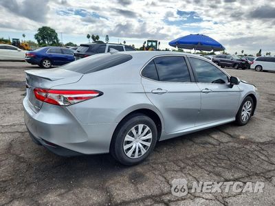 Trzecie zdjęcie samochodu z tyłu: 2019 TOYOTA CAMRY LE VIN:4T1B31HK7KU007689 - miniatura