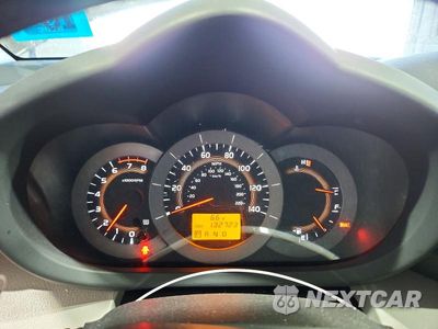 Zdjęcie 9 z 13 samochodu: 2011 TOYOTA RAV4 BASE VIN:2T3BF4DV6BW105595 - miniatura