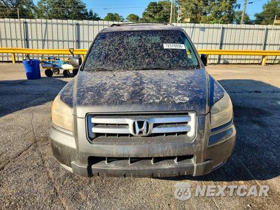 Piąte zdjęcie samochodu w środku: 2007 HONDA PILOT LX VIN:5FNYF281X7B007141 - miniatura