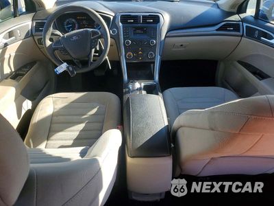 Zdjęcie 8 z 13 samochodu: 2017 FORD FUSION SE VIN:3FA6P0H74HR359490 - miniatura