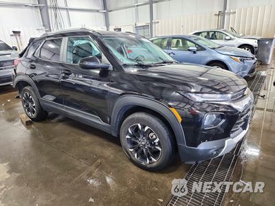 Czwarte zdjęcie samochodu z boku: 2023 CHEVROLET TRAILBLAZER LT VIN:KL79MRSL3PB017281 - miniatura
