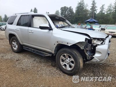 Czwarte zdjęcie samochodu z boku: 2014 TOYOTA 4RUNNER SR5 VIN:JTEBU5JR4E5181598 - miniatura