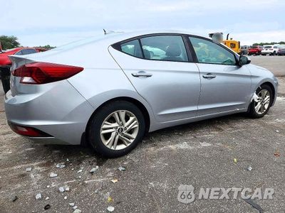 Trzecie zdjęcie samochodu z tyłu: 2020 HYUNDAI ELANTRA SEL VIN:5NPD84LF4LH564744 - miniatura