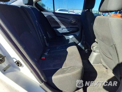 Zdjęcie 10 z 13 samochodu: 2019 NISSAN VERSA SV VIN:3N1CN7APXKL842033 - miniatura