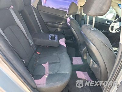 Zdjęcie 10 z 12 samochodu: 2017 KIA OPTIMA LX VIN:5XXGT4L36HG148845 - miniatura