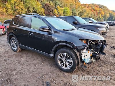 Czwarte zdjęcie samochodu z boku: 2017 TOYOTA RAV4 HYBRID XLE VIN:JTMRJREV7HD106091 - miniatura