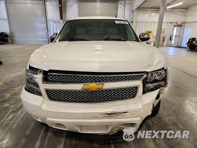 Piąte zdjęcie samochodu w środku: 2014 CHEVROLET SUBURBAN K1500 LTZ VIN:1GNSKKE70ER209141 - miniatura