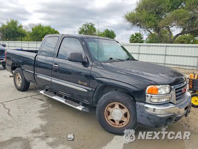 Czwarte zdjęcie samochodu z boku: 2004 GMC NEW SIERRA C1500 VIN:2GTEC19T541110438 - miniatura