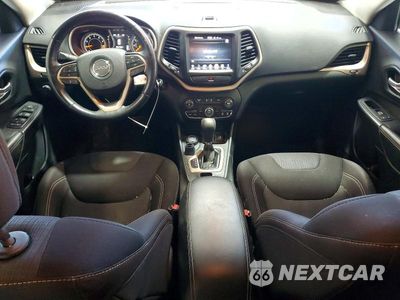 Zdjęcie 8 z 13 samochodu: 2015 JEEP CHEROKEE LATITUDE VIN:1C4PJMCS2FW605594 - miniatura