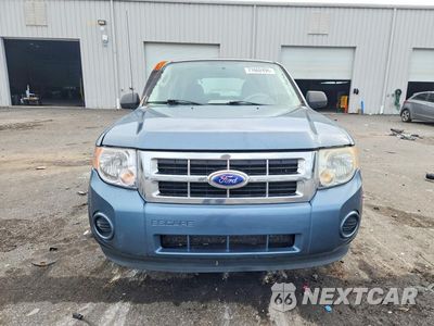 Piąte zdjęcie samochodu w środku: 2011 FORD ESCAPE XLS VIN:1FMCU0C73BKC16292 - miniatura