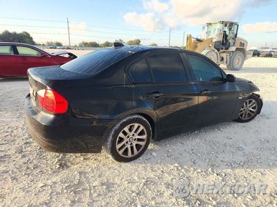 Trzecie zdjęcie samochodu z tyłu: 2007 BMW 328 XI VIN:WBAVC935X7KX55287 - miniatura