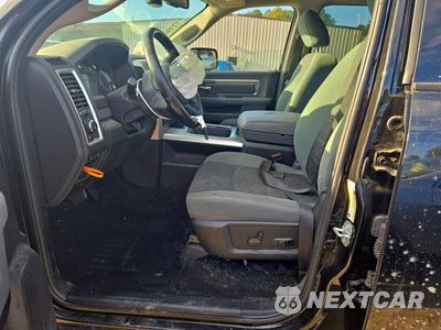 Zdjęcie 7 z 12 samochodu: 2018 RAM 1500 SLT VIN:3C6RR7LT0JG197929 - miniatura