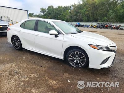 Czwarte zdjęcie samochodu z boku: 2018 TOYOTA CAMRY SE VIN:JTNB11HKXJ3004196 - miniatura