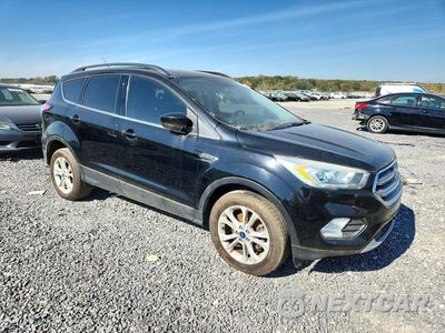 Czwarte zdjęcie samochodu z boku: 2017 FORD ESCAPE SE VIN:1FMCU0GD2HUD38672 - miniatura