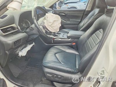 Zdjęcie 7 z 14 samochodu: 2023 TOYOTA HIGHLANDER XLE VIN:5TDKDRAH1PS010145 - miniatura