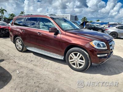 Czwarte zdjęcie samochodu z boku: 2013 MERCEDES-BENZ GL 350 BLUETEC VIN:4JGDF2EE1DA240203 - miniatura