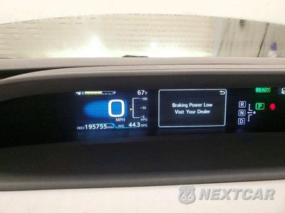 Zdjęcie 9 z 12 samochodu: 2016 TOYOTA PRIUS TWO VIN:JTDKBRFU8G3014724 - miniatura