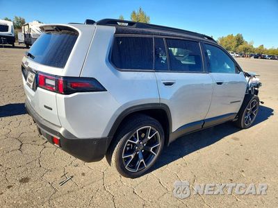 Trzecie zdjęcie samochodu z tyłu: 2026 JEEP CHEROKEE OVERLAND VIN:3C4PJMC25TT204848 - miniatura