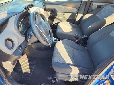 Zdjęcie 7 z 13 samochodu: 2015 TOYOTA YARIS 5-DOOR L VIN:VNKKTUD34FA032570 - miniatura