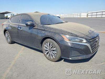 Czwarte zdjęcie samochodu z boku: 2025 NISSAN ALTIMA SV VIN:1N4BL4DV4SN369114 - miniatura