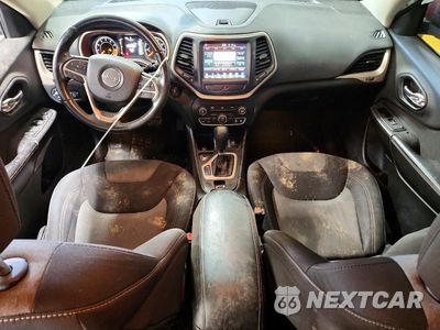 Zdjęcie 8 z 12 samochodu: 2014 JEEP CHEROKEE LATITUDE VIN:1C4PJLCS5EW106121 - miniatura