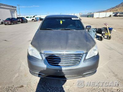 Piąte zdjęcie samochodu w środku: 2012 CHRYSLER 200 TOURING VIN:1C3CCBBB1CN143999 - miniatura