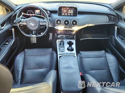 Zdjęcie 8 z 13 samochodu: 2018 KIA STINGER GT VIN:KNAE35LC0J6012502 - miniatura