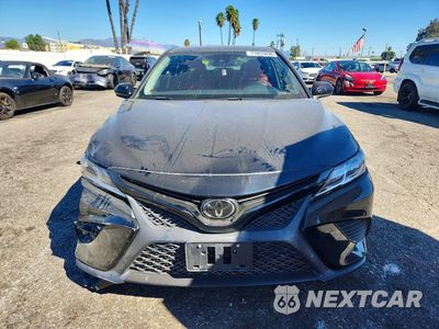 Piąte zdjęcie samochodu w środku: 2019 TOYOTA CAMRY SE VIN:4T1B11HK5KU165969 - miniatura