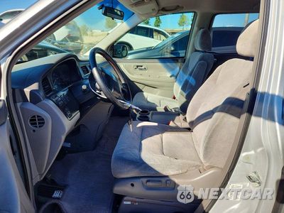 Zdjęcie 7 z 14 samochodu: 2002 HONDA ODYSSEY EX VIN:5FNRL18612B022154 - miniatura