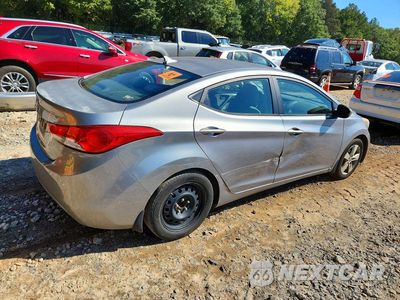 Trzecie zdjęcie samochodu z tyłu: 2012 HYUNDAI ELANTRA GLS VIN:KMHDH4AE8CU427107 - miniatura
