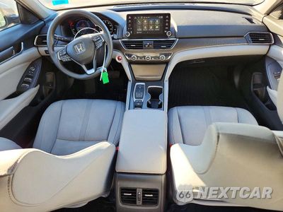 Zdjęcie 8 z 12 samochodu: 2019 HONDA ACCORD HYBRID EX VIN:1HGCV3F48KA008629 - miniatura