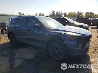 Czwarte zdjęcie samochodu z boku: 2025 MAZDA CX-50 PREMIUM VIN:7MMVAADW7SN139510 - miniatura