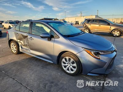 Czwarte zdjęcie samochodu z boku: 2020 TOYOTA COROLLA LE VIN:JTDEPRAE5LJ032084 - miniatura