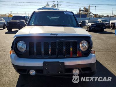 Piąte zdjęcie samochodu w środku: 2016 JEEP PATRIOT SPORT VIN:1C4NJPBA9GD748962 - miniatura
