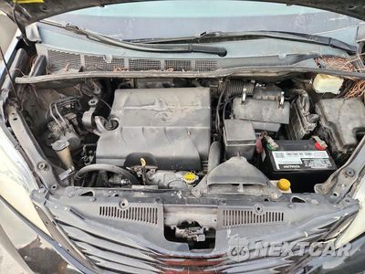 Zdjęcie 12 z 13 samochodu: 2015 TOYOTA SIENNA LE VIN:5TDKK3DC9FS577611 - miniatura