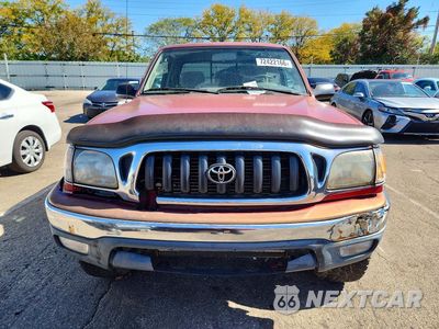 Piąte zdjęcie samochodu w środku: 2003 TOYOTA TACOMA BASE VIN:5TEWM72N63Z215841 - miniatura