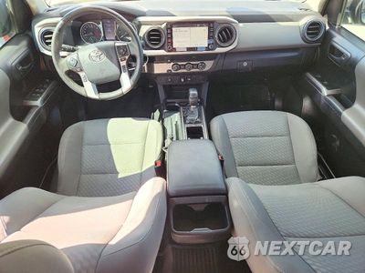 Zdjęcie 8 z 12 samochodu: 2020 TOYOTA TACOMA SR5 V6 VIN:5TFAZ5CNXLX091031 - miniatura