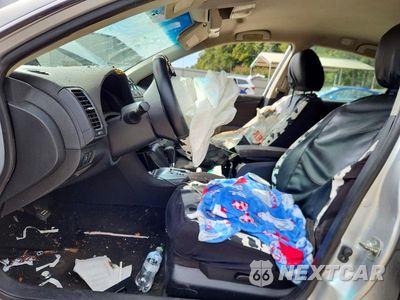 Zdjęcie 7 z 13 samochodu: 2012 NISSAN ALTIMA 2.5 VIN:1N4AL2AP0CC102958 - miniatura